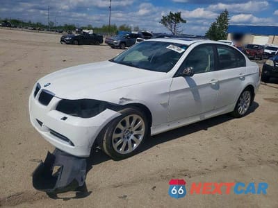 2006 BMW 325 XI WBAVD13516KV12268 - główne zdjęcie licytacji z USA - miniatura