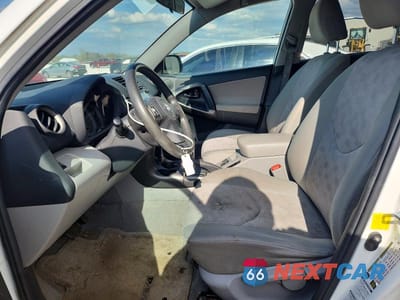 Zdjęcie 7 z 13 samochodu: 2012 TOYOTA RAV4 BASE VIN:2T3BF4DV7CW196149 - miniatura