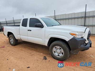 Czwarte zdjęcie samochodu z boku: 2020 TOYOTA TACOMA SR VIN:5TFSX5EN6LX071186 - miniatura