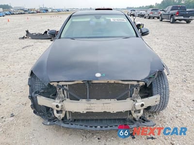 Piąte zdjęcie samochodu w środku: 2016 MERCEDES-BENZ C 300 VIN:55SWF4JB3GU174557 - miniatura