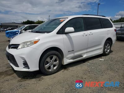 2019 TOYOTA SIENNA LE 5TDKZ3DC2KS013160 - główne zdjęcie licytacji z USA - miniatura