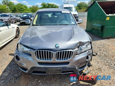 Piąte zdjęcie samochodu w środku: 2011 BMW X3 XDRIVE28I VIN:5UXWX5C5XBL712364 - miniatura