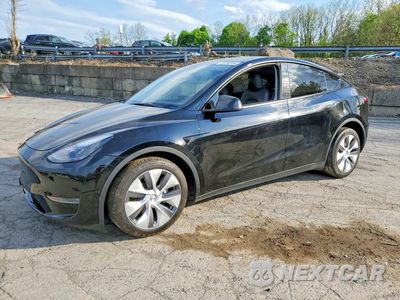 2024 TESLA MODEL Y 7SAYGDEE7RA222138 - główne zdjęcie licytacji z USA - miniatura