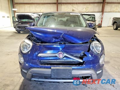 Piąte zdjęcie samochodu w środku: 2016 FIAT 500X TREKKING VIN:ZFBCFYCT0GP331606 - miniatura