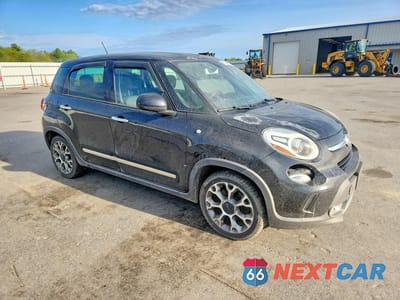Czwarte zdjęcie samochodu z boku: 2015 FIAT 500L TREKKING VIN:ZFBCFADH8FZ033420 - miniatura
