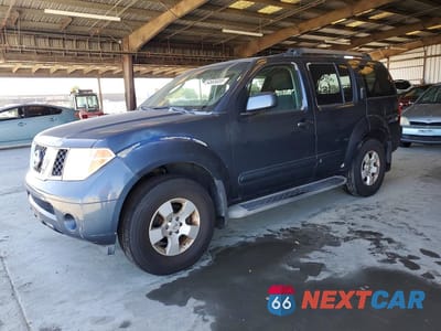 2005 NISSAN PATHFINDER XE 5N1AR18W85C772272 - główne zdjęcie licytacji z USA - miniatura