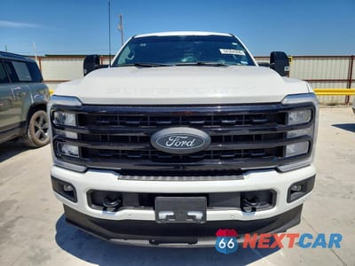 Piąte zdjęcie samochodu w środku: 2024 FORD F250 SUPER DUTY VIN:1FT8W2BM6REC83646 - miniatura