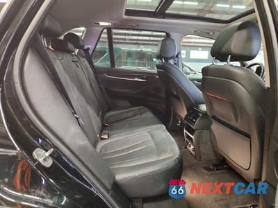 Zdjęcie 11 z 13 samochodu: 2016 BMW X5 XDRIVE35I VIN:5UXKR0C51G0P27730 - miniatura