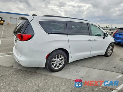Trzecie zdjęcie samochodu z tyłu: 2021 CHRYSLER VOYAGER LXI VIN:2C4RC1DG0MR521162 - miniatura