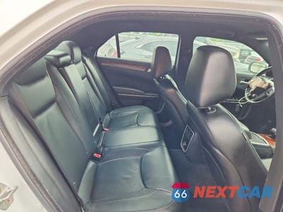Zdjęcie 10 z 12 samochodu: 2013 CHRYSLER 300 VIN:2C3CCAAG9DH530009 - miniatura