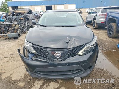 Piąte zdjęcie samochodu w środku: 2019 NISSAN ROGUE SPORT S VIN:JN1BJ1CR2KW624410 - miniatura