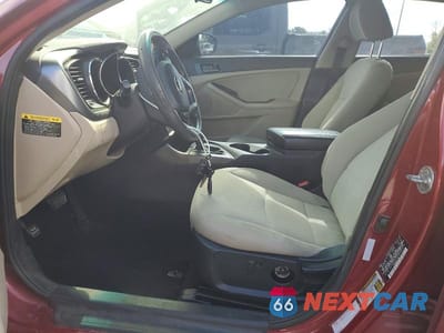 Zdjęcie 7 z 12 samochodu: 2013 KIA OPTIMA LX VIN:5XXGM4A77DG234369 - miniatura