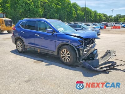 Czwarte zdjęcie samochodu z boku: 2020 NISSAN ROGUE SV VIN:KNMAT2MT7LP500213 - miniatura