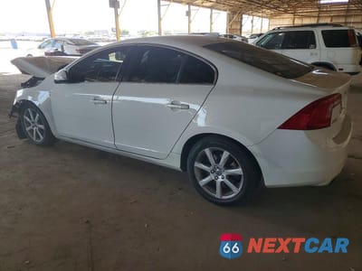Drugie zdjęcie samochodu z przodu: 2016 VOLVO S60 PREMIER VIN:YV126MFK2G2401467 - miniatura