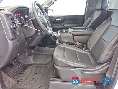 Zdjęcie 7 z 12 samochodu: 2023 CHEVROLET SILVERADO C1500 VIN:3GCNAAEK7PG335488 - miniatura