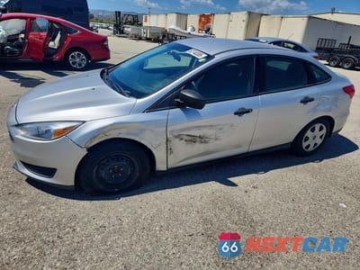 2016 FORD FOCUS S 1FADP3E24GL405964 - główne zdjęcie licytacji z USA - miniatura