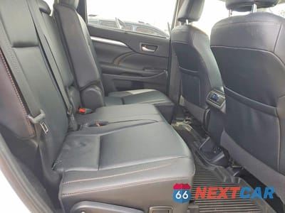 Zdjęcie 11 z 13 samochodu: 2019 TOYOTA HIGHLANDER HYBRID XLE VIN:5TDJGRFH9KS061915 - miniatura