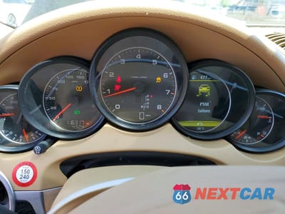 Zdjęcie 9 z 13 samochodu: 2012 PORSCHE CAYENNE VIN:WP1AA2A20CLA01552 - miniatura