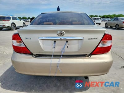 Zdjęcie 6 z 12 samochodu: 2004 TOYOTA CAMRY STANDARD VIN:4T1BE32K04U924541 - miniatura