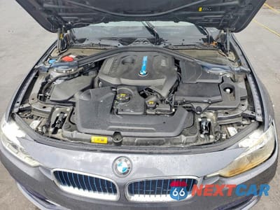 Zdjęcie 11 z 12 samochodu: 2018 BMW 330E VIN:WBA8E1C51JA178235 - miniatura