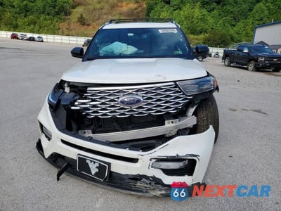Piąte zdjęcie samochodu w środku: 2023 FORD EXPLORER PLATINUM VIN:1FM5K8HC7PGA21177 - miniatura