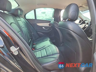 Zdjęcie 10 z 13 samochodu: 2015 MERCEDES-BENZ C 300 VIN:55SWF4JB7FU068112 - miniatura