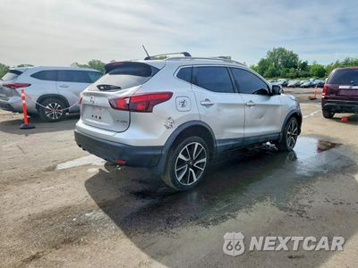 Trzecie zdjęcie samochodu z tyłu: 2017 NISSAN ROGUE SPORT SL VIN:JN1BJ1CR4HW139582 - miniatura
