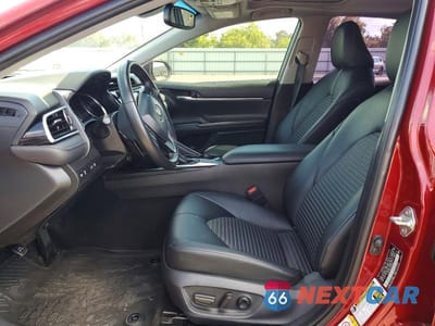 Zdjęcie 7 z 12 samochodu: 2018 TOYOTA CAMRY SE VIN:4T1B11HK0JU656657 - miniatura