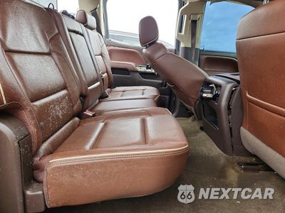 Zdjęcie 10 z 12 samochodu: 2017 CHEVROLET SILVERADO K1500 HIGH COUNTRY VIN:3GCUKTEJ3HG425637 - miniatura