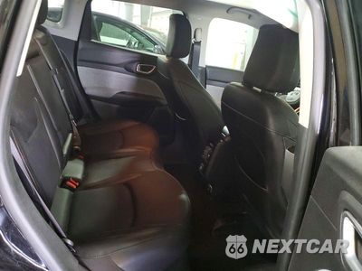 Zdjęcie 11 z 13 samochodu: 2022 JEEP COMPASS LATITUDE LUX VIN:3C4NJDFB1NT117972 - miniatura