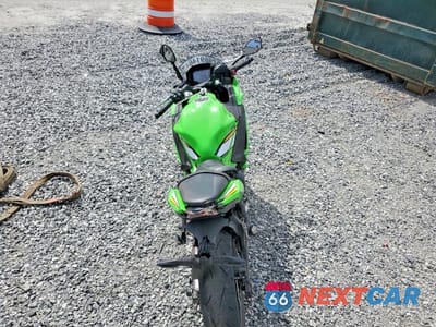 Zdjęcie 6 z 9 samochodu: 2025 KAWASAKI EX650 P VIN:ML5EXEP11SDAF8345 - miniatura