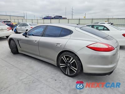 Drugie zdjęcie samochodu z przodu: 2012 PORSCHE PANAMERA 2 VIN:WP0AA2A79CL017651 - miniatura
