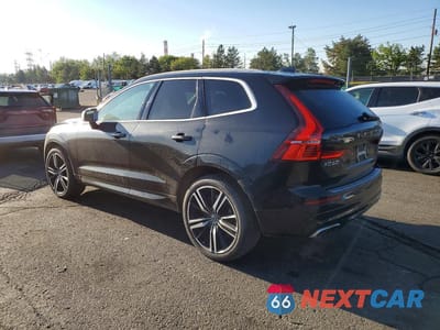 Drugie zdjęcie samochodu z przodu: 2019 VOLVO XC60 T6 R-DESIGN VIN:YV4A22RM7K1353054 - miniatura