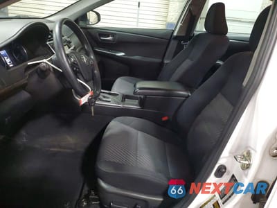 Zdjęcie 7 z 12 samochodu: 2017 TOYOTA CAMRY LE VIN:4T1BF1FK3HU667425 - miniatura