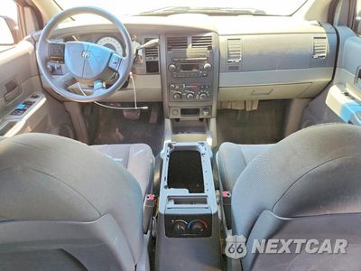 Zdjęcie 8 z 13 samochodu: 2006 DODGE DURANGO SXT VIN:1D4HD38N56F124928 - miniatura