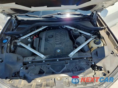 Zdjęcie 12 z 14 samochodu: 2019 BMW X7 XDRIVE40I VIN:5UXCW2C54KL086993 - miniatura