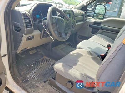 Zdjęcie 8 z 12 samochodu: 2021 FORD F350 SUPER DUTY VIN:1FDRF3H68MED50142 - miniatura
