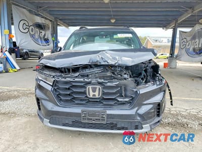 Piąte zdjęcie samochodu w środku: 2025 HONDA PILOT TRAILSPORT VIN:5FNYG1H60SB043707 - miniatura