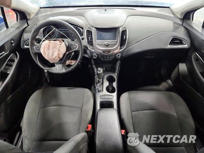 Zdjęcie 8 z 13 samochodu: 2018 CHEVROLET CRUZE LT VIN:1G1BE5SM7J7240994 - miniatura