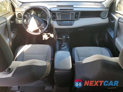 Zdjęcie 8 z 13 samochodu: 2016 TOYOTA RAV4 XLE VIN:JTMWFREVXGJ088612 - miniatura