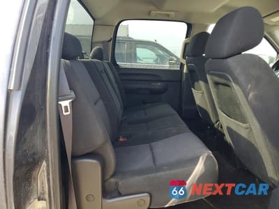 Zdjęcie 10 z 12 samochodu: 2011 CHEVROLET SILVERADO K1500 LT VIN:3GCPKSE33BG303831 - miniatura