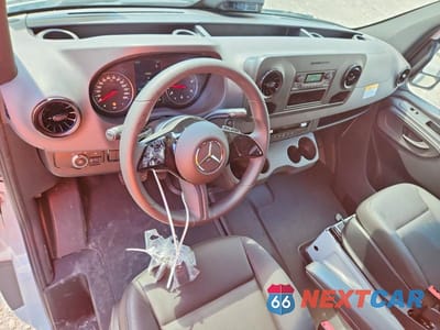 Zdjęcie 8 z 13 samochodu: 2025 MERCEDES-BENZ SPRINTER 2500 VIN:W1Y4NCVY4ST202906 - miniatura