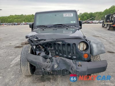Piąte zdjęcie samochodu w środku: 2010 JEEP WRANGLER SPORT VIN:1J4AA2D14AL102475 - miniatura