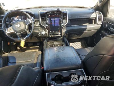 Zdjęcie 8 z 12 samochodu: 2020 RAM 1500 LARAMIE VIN:1C6SRFJT2LN328402 - miniatura