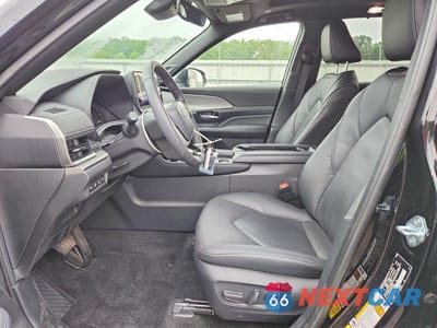 Zdjęcie 7 z 12 samochodu: 2025 TOYOTA GRAND HIGHLANDER HYBRID NIGHTSHADE VIN:5TDACAB5XSS042282 - miniatura