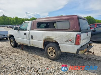 Drugie zdjęcie samochodu z przodu: 2004 CHEVROLET SILVERADO K1500 VIN:1GCEK14V74E107714 - miniatura