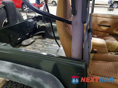 Zdjęcie 11 z 13 samochodu: 1998 JEEP WRANGLER / TJ SE VIN:1J4FY29P6WP770356 - miniatura
