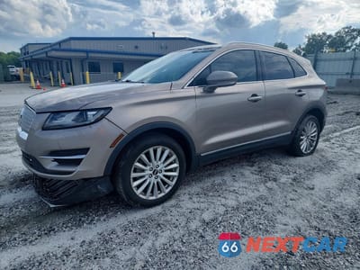 2019 LINCOLN MKC 5LMCJ1C93KUL17267 - główne zdjęcie licytacji z USA - miniatura