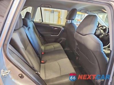 Zdjęcie 11 z 14 samochodu: 2021 TOYOTA RAV4 XLE VIN:2T3P1RFV1MC224061 - miniatura