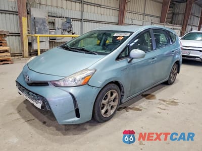 2015 TOYOTA PRIUS V THREE JTDZN3EU3FJ031347 - główne zdjęcie licytacji z USA - miniatura